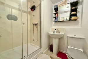 Bedroom 1 En-suite- click for photo gallery